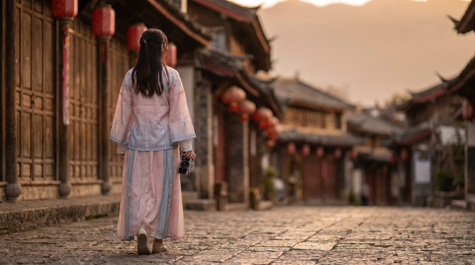 幼女漫画 丽江慢走旅行视频教程封面